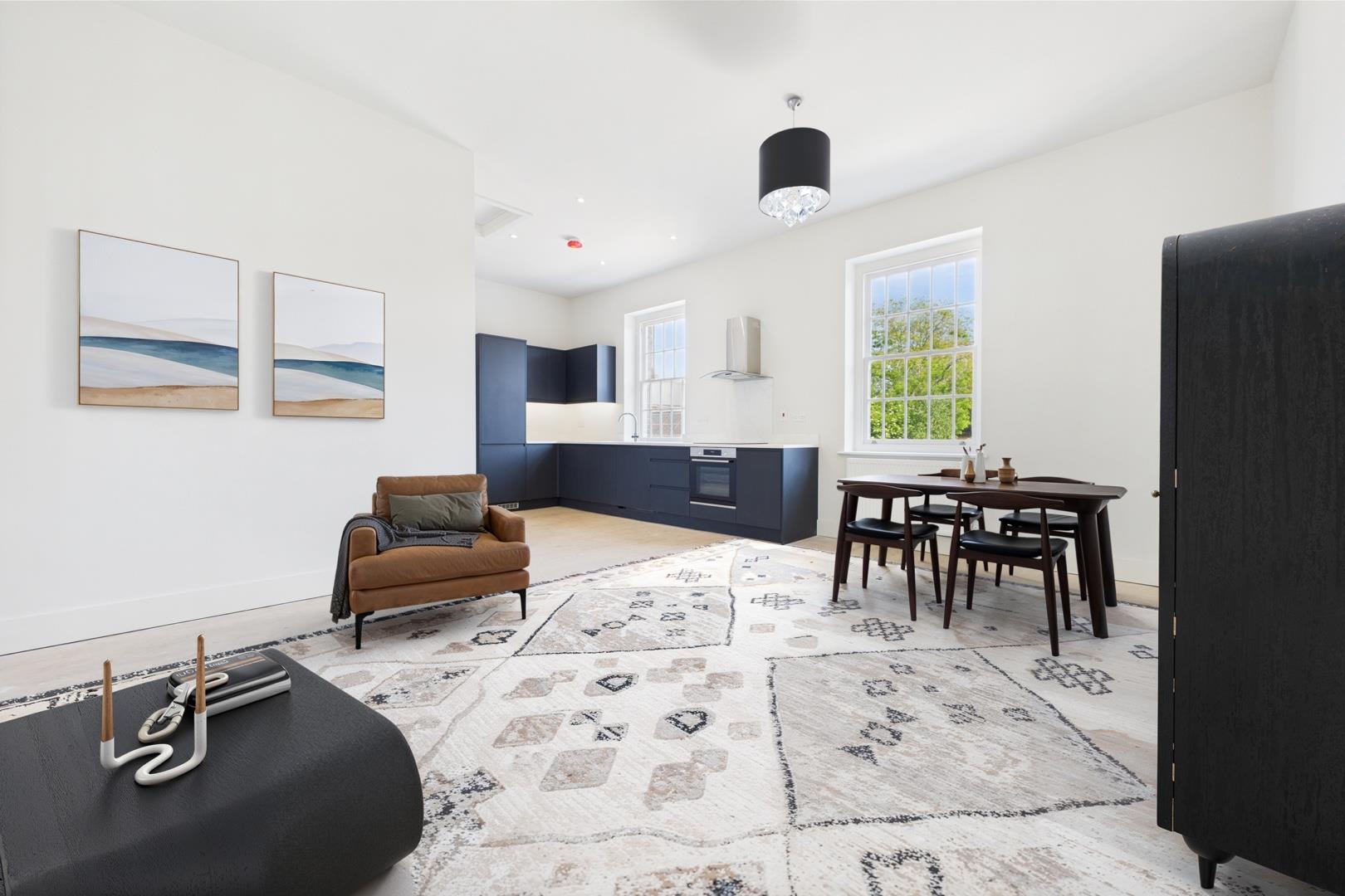 Property_98CD_CAM01254G0-PR0319-STILL021_22-05-25_